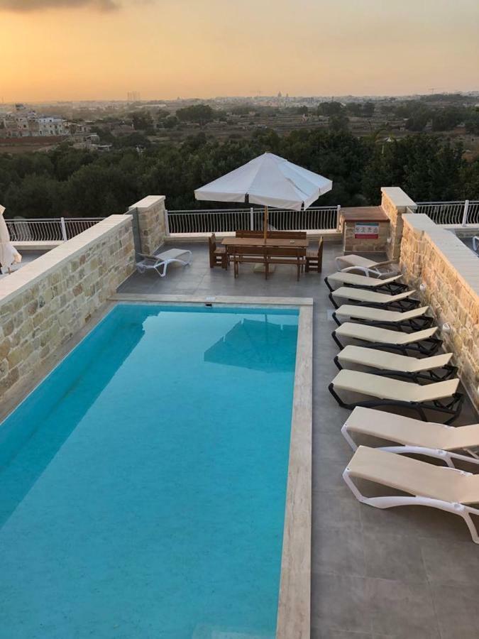 Villa Lyons Żejtun Exteriör bild